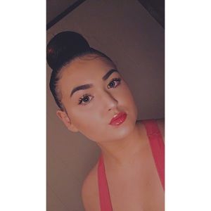 Meet your Posher, Brandy